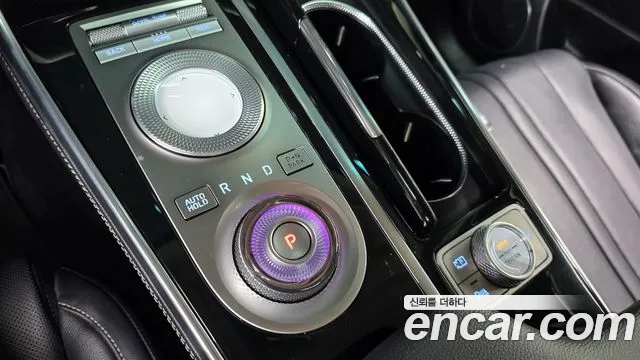Genesis GV80 — Фото автомобиля 11