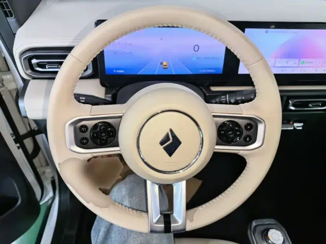 Baojun Yep — Фото автомобиля 10