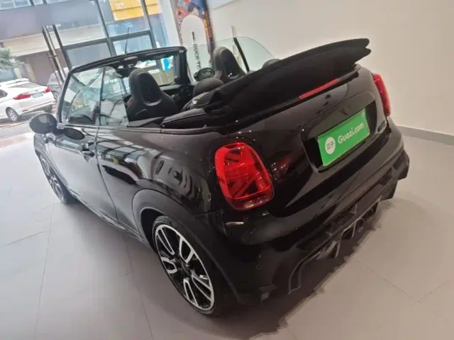 MINI Hatch — Фото автомобиля 4