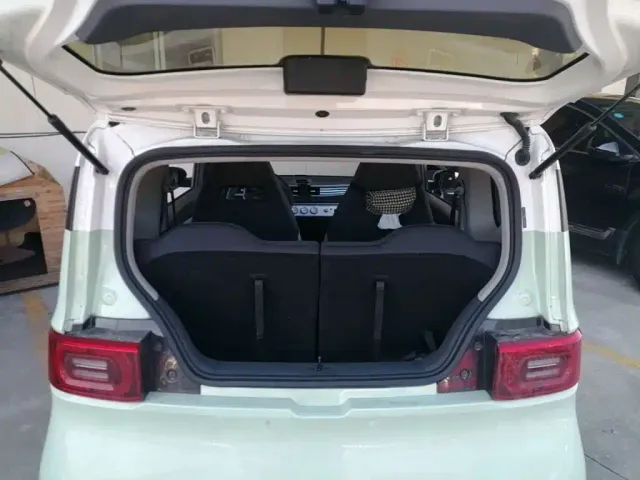 Wuling Hongguang Mini EV — Фото автомобиля 18