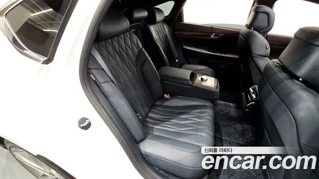 Genesis G80 Бензин 2.5 турбо 2WD — Фото автомобиля 16