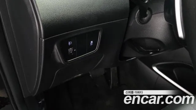 Hyundai Tucson Tucson (NX4) Дизель 2.0 2WD — Фото автомобиля 14
