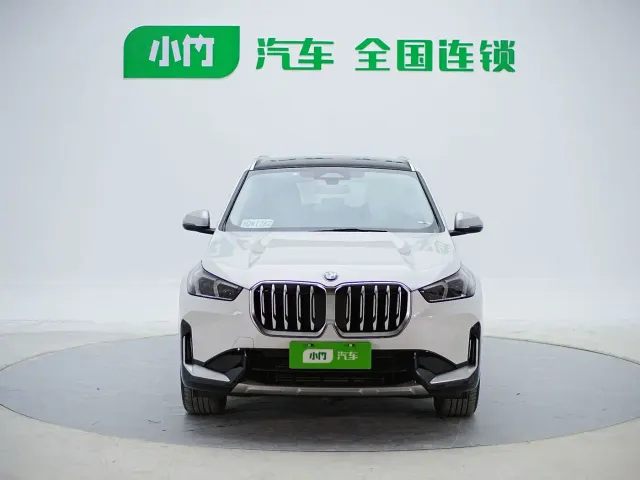 BMW X1 — Фото автомобиля 2