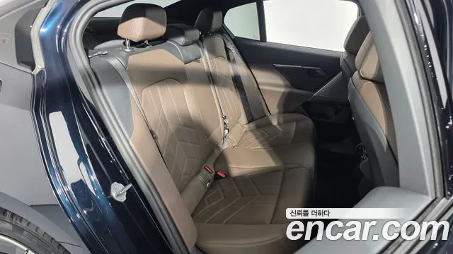 BMW 5 Series G60 — Фото автомобиля 11