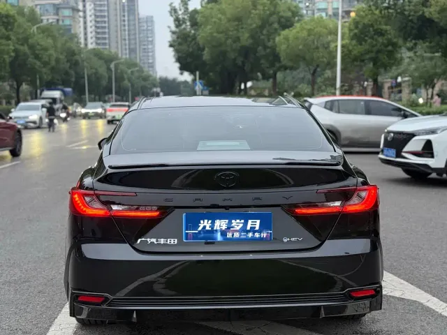 Toyota Camry — Фото автомобиля 20