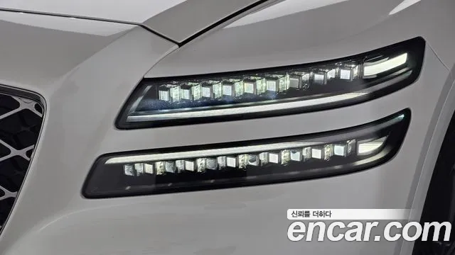 Genesis GV80 — Фото автомобиля 20