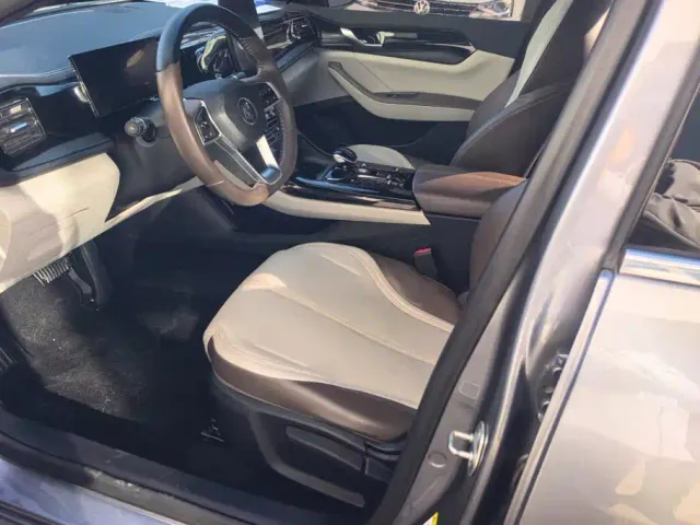 BYD Qin PLUS — Фото автомобиля 9