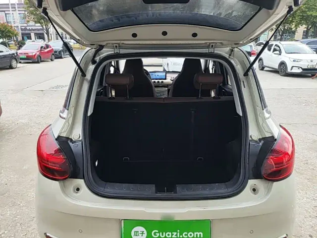 Wuling Bingo — Фото автомобиля 18