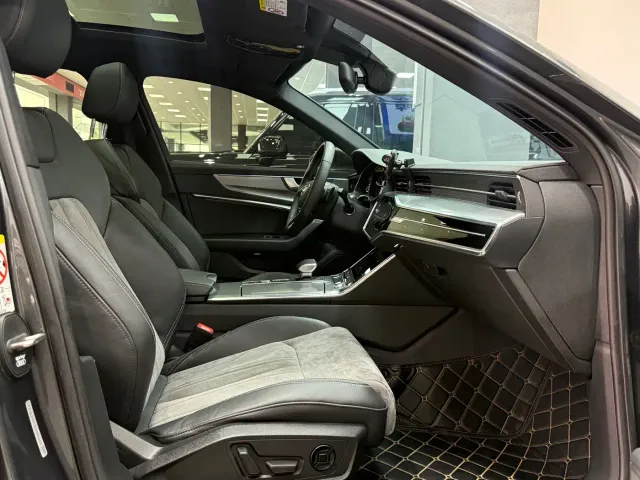 Audi A6L — Фото автомобиля 10
