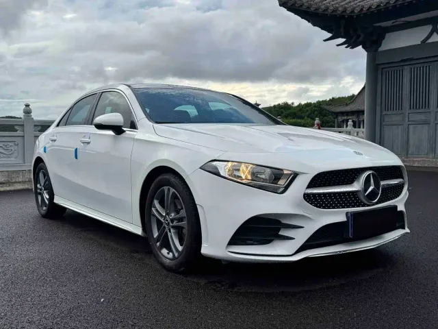 Mercedes-Benz A-Class — Фото автомобиля 3