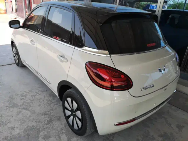 Wuling Bingo — Фото автомобиля 4