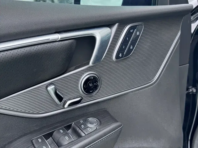 Buick LaCrosse — Фото автомобиля 8