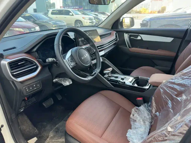Kia Sportage — Фото автомобиля 8