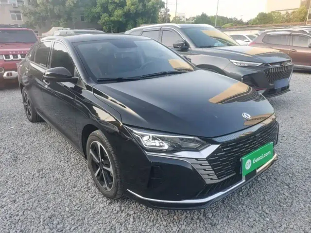Dongfeng Yixuan MAX — Фото автомобиля 21