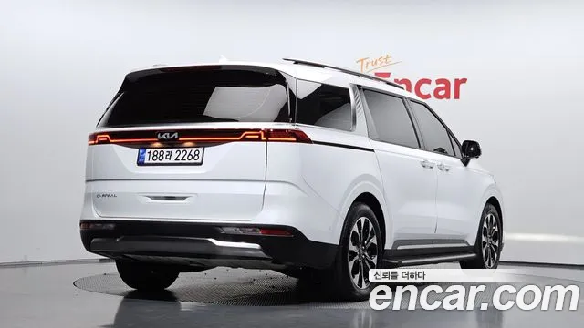 Kia Carnival 4th Gen — Фото автомобиля 2
