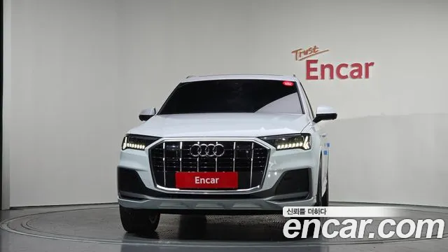 Audi Q7 45 TDI quattro Premium — Фото автомобиля 3