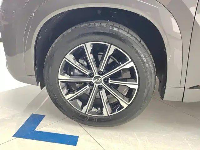 Chery Tiggo 9 — Фото автомобиля 6