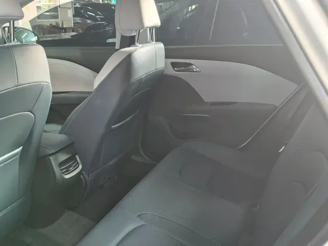 Chevrolet Monza — Фото автомобиля 6