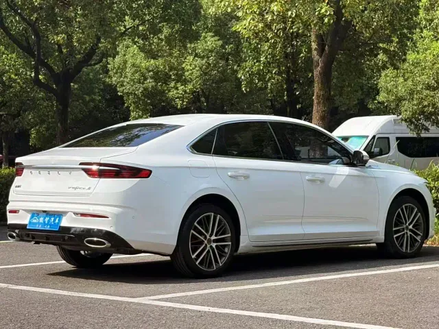 Geely Xingrui — Фото автомобиля 5
