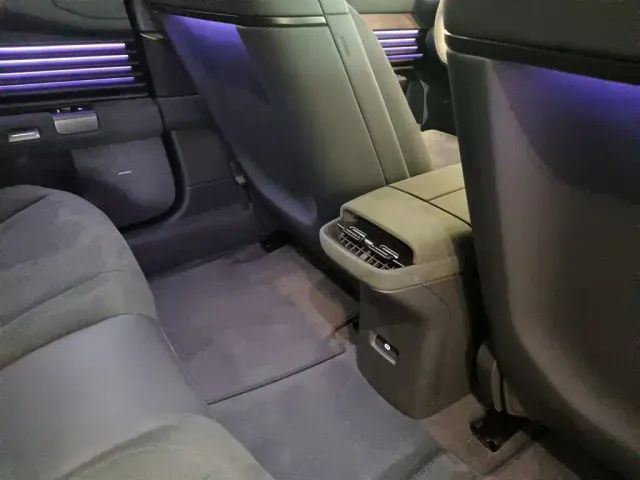 Audi E5 Sportback — Фото автомобиля 12
