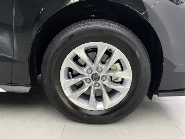 Toyota Granvia — Фото автомобиля 7