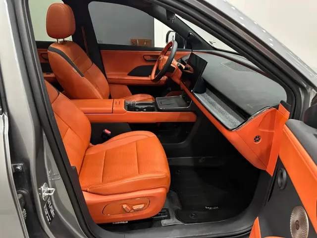 Toyota BoZhi 3X — Фото автомобиля 10