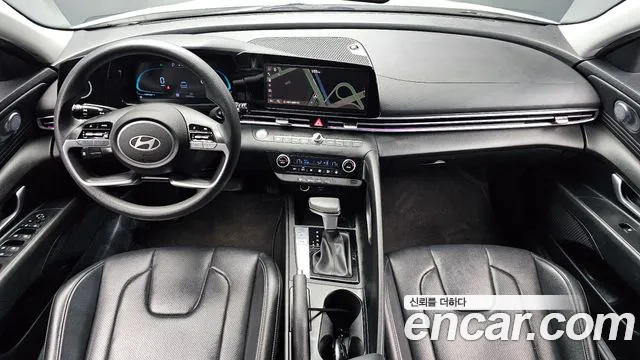 Hyundai Avante — Фото автомобиля 10