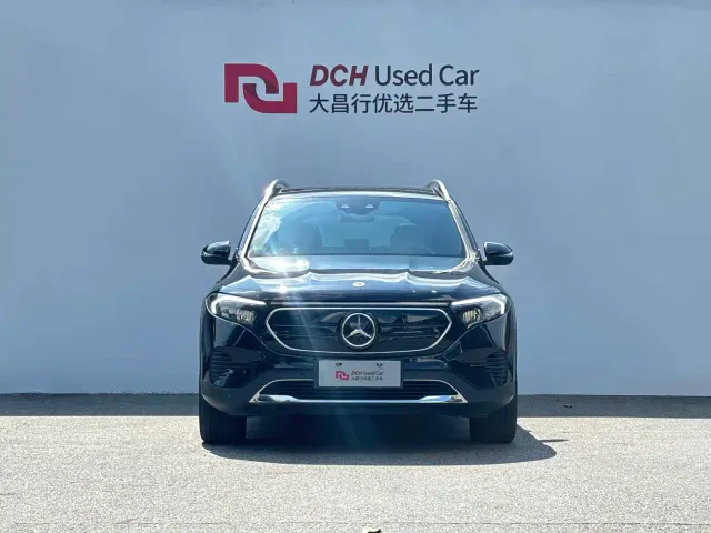 Mercedes-Benz EQB — Фото автомобиля 2
