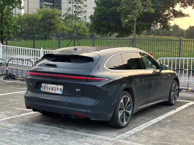 Nio ET5 Touring — Фото автомобиля 17