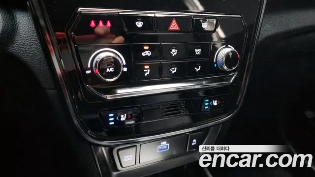 KG_Mobility_Ssangyong TIBOLI Very New Tivoli Бензин 1.5 2WD — Фото автомобиля 18
