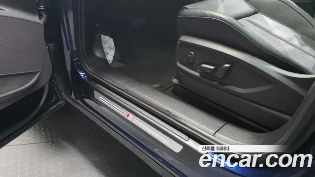 Audi Q5 FY — Фото автомобиля 29