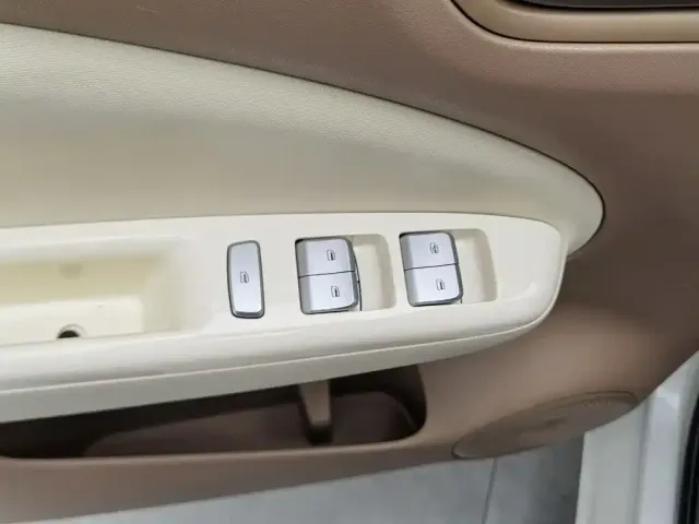 Wuling Hongguang Mini EV — Фото автомобиля 9
