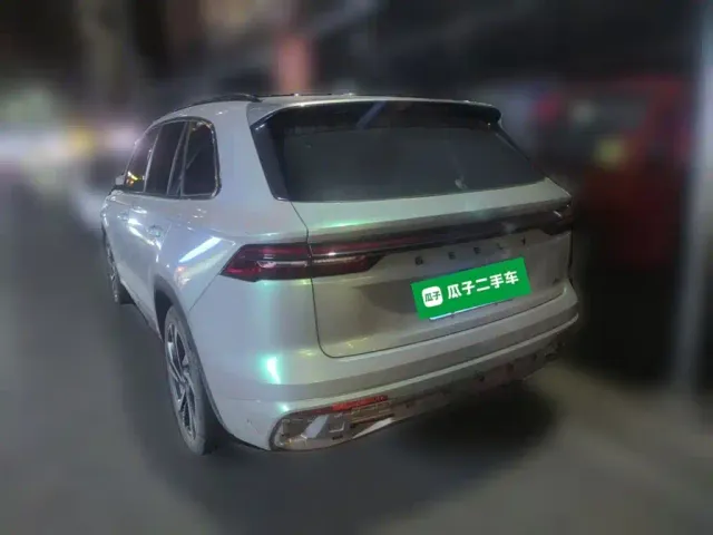 Geely Xingyue L — Фото автомобиля 4