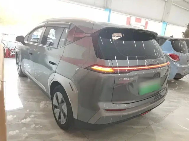 GAC Aion Y — Фото автомобиля 4