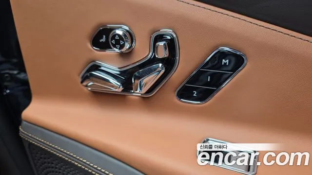 Bentley Flying Spur — Фото автомобиля 26