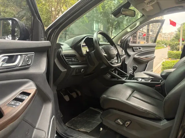 JMC Yusheng S350 — Фото автомобиля 14