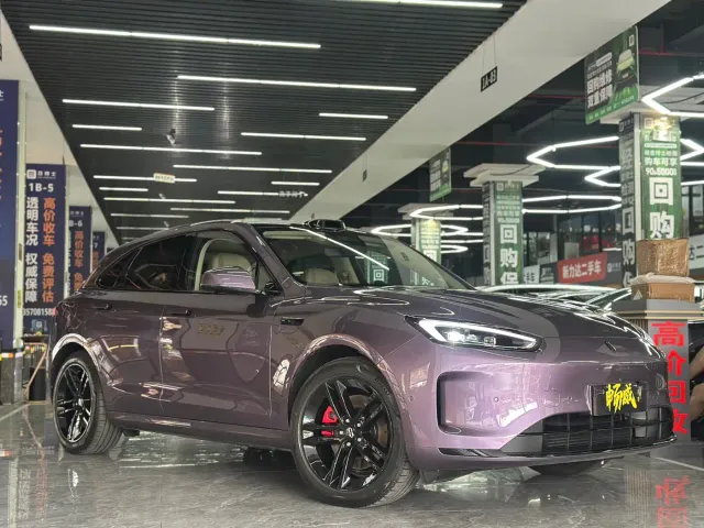 Aito M5 — Фото автомобиля 3