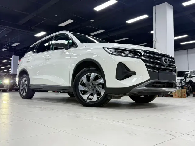 GAC Trumpchi GS4 — Фото автомобиля 2