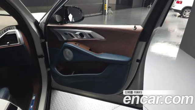 BMW XM — Фото автомобиля 24