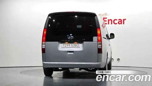 Hyundai Staria Staria Tourer 11 мест — Фото автомобиля 4