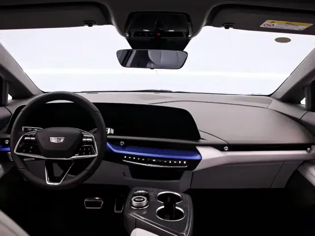 Cadillac Optiq — Фото автомобиля 5