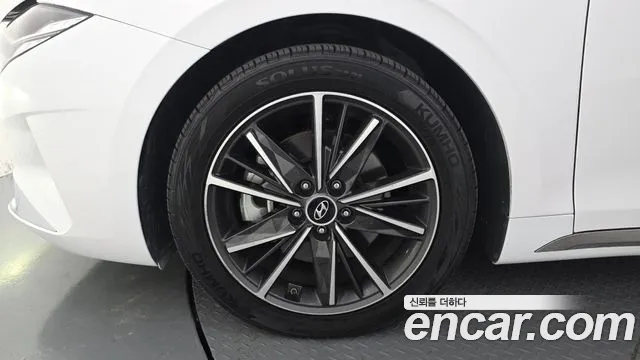 Hyundai Grandeur New — Фото автомобиля 5