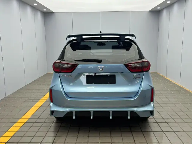 Honda Fit — Фото автомобиля 5