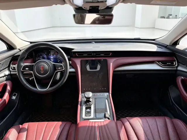 Hongqi H5 — Фото автомобиля 5