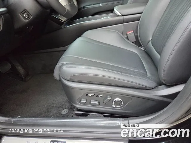 Hyundai Grandeur GN7 — Фото автомобиля 16