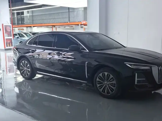 Hongqi H5 — Фото автомобиля 3