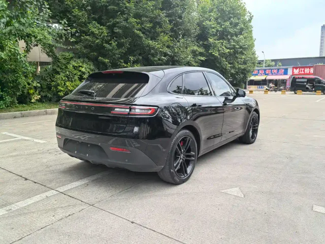 Aito M5 — Фото автомобиля 4