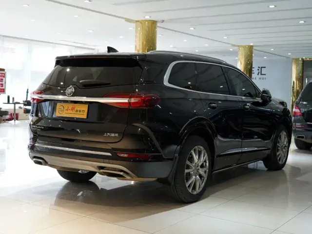 Buick Enclave — Фото автомобиля 23