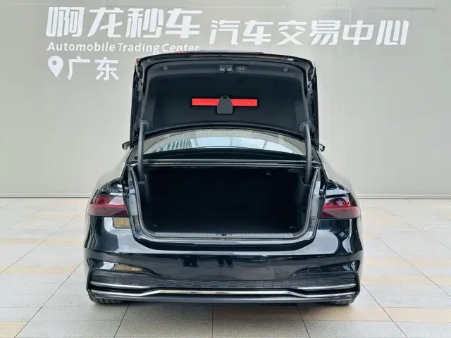 Audi A7L — Фото автомобиля 17