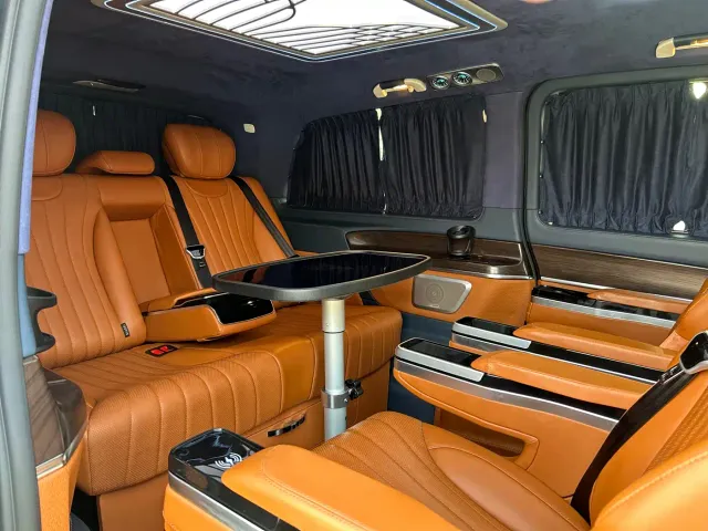 Mercedes-Benz V-Class — Фото автомобиля 22